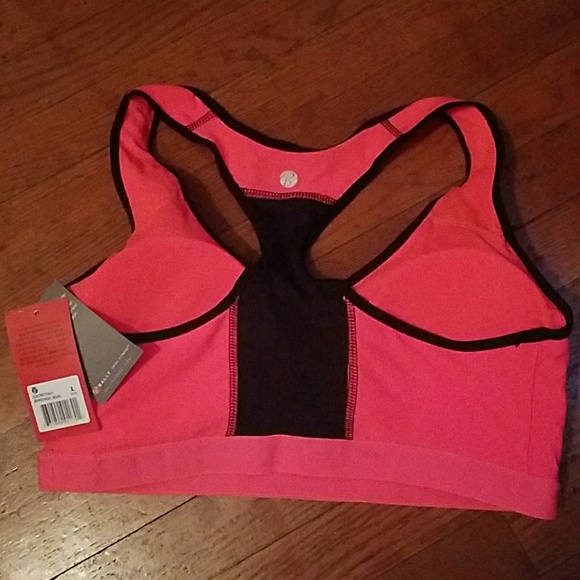 **SOLD**High Impact Sports Bra - Picture 3 of 3